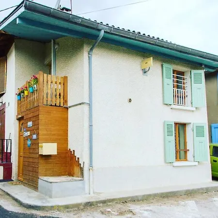 Le Clocher, Studio duplex avec clim Renage