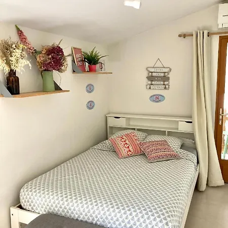 Appartement Le Clocher, Studio duplex avec clim *