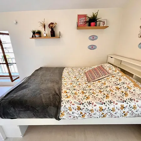 Appartement Le Clocher, Studio duplex avec clim