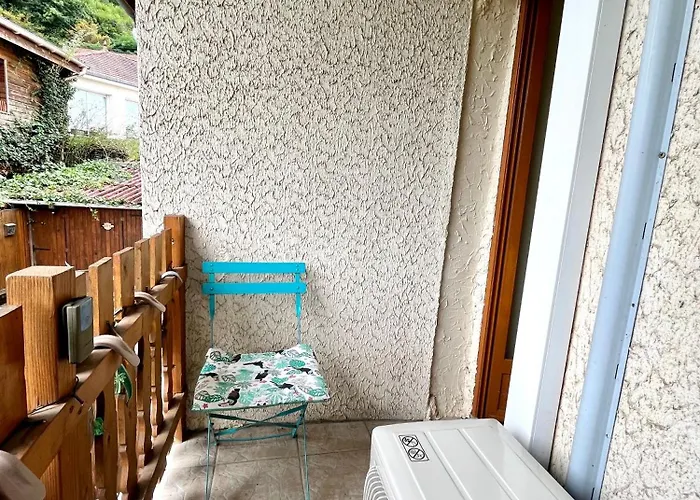 Le Clocher, Duplex Avec Clim شقة Renage